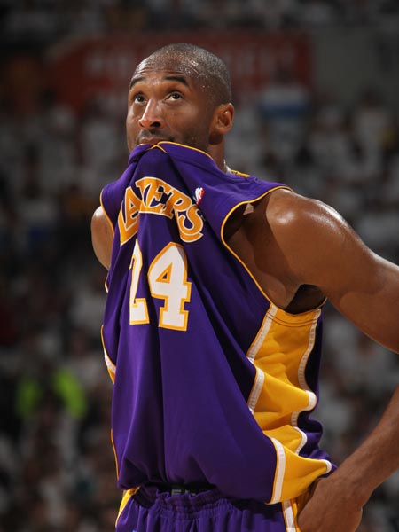 富保罗：里夫斯可以留在湖人，前提是新合同别太过分（富保罗：里夫斯有望留守湖人，前提是新合同需合理）