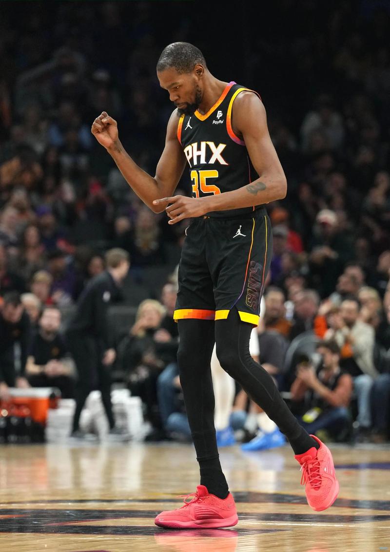 意天空记者：利昂-贝利左腿筋受伤，将缺阵两周（意媒：利昂-贝利左腿筋拉伤，预计伤停两周）