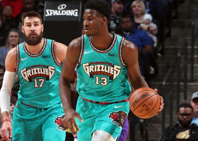 世体：巴萨已提前告知西足协，亚马尔在报到前将接受检查（世体：巴萨已提前通知西班牙足协，亚马尔报到前将先接受检查）