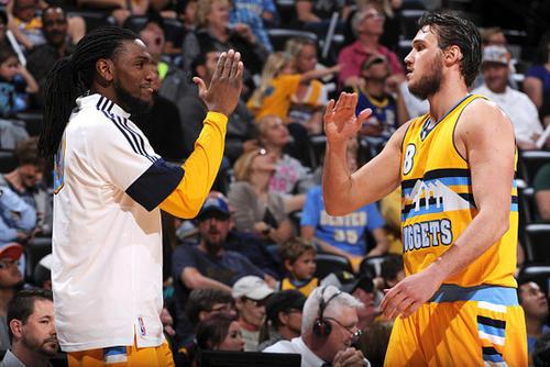 鹈鹕苦吞5连败，萨迪克·贝&墨菲&费尔斯3人空砍20+（鹈鹕遭遇五连败，萨迪克·贝、墨菲、费尔斯三人各砍20+仍无力回天）