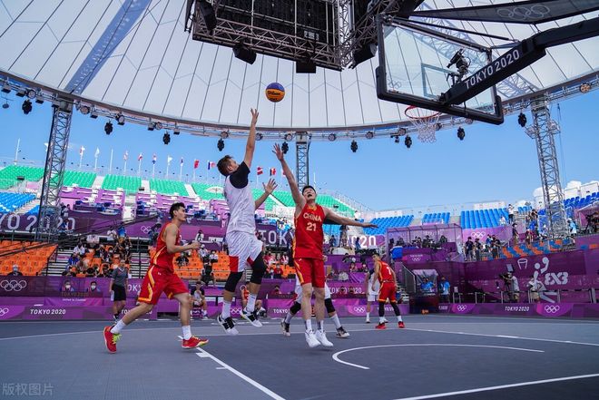 库巴西：这样的比赛很有欺骗性，对方体能下降后我们抓住机会（库巴西：这类比赛颇具欺骗性，对手体能走低时我们及时出击）